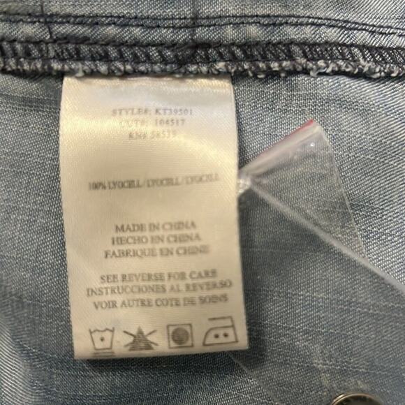 KUT‎ FROM THE KLOTH SOFT CHAMBRAY PLEATED SHIRT SIZE M - Picture 5 of 6